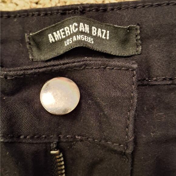 American Bazi Utility Cargo Shorts Size Small - Picture 3 of 5